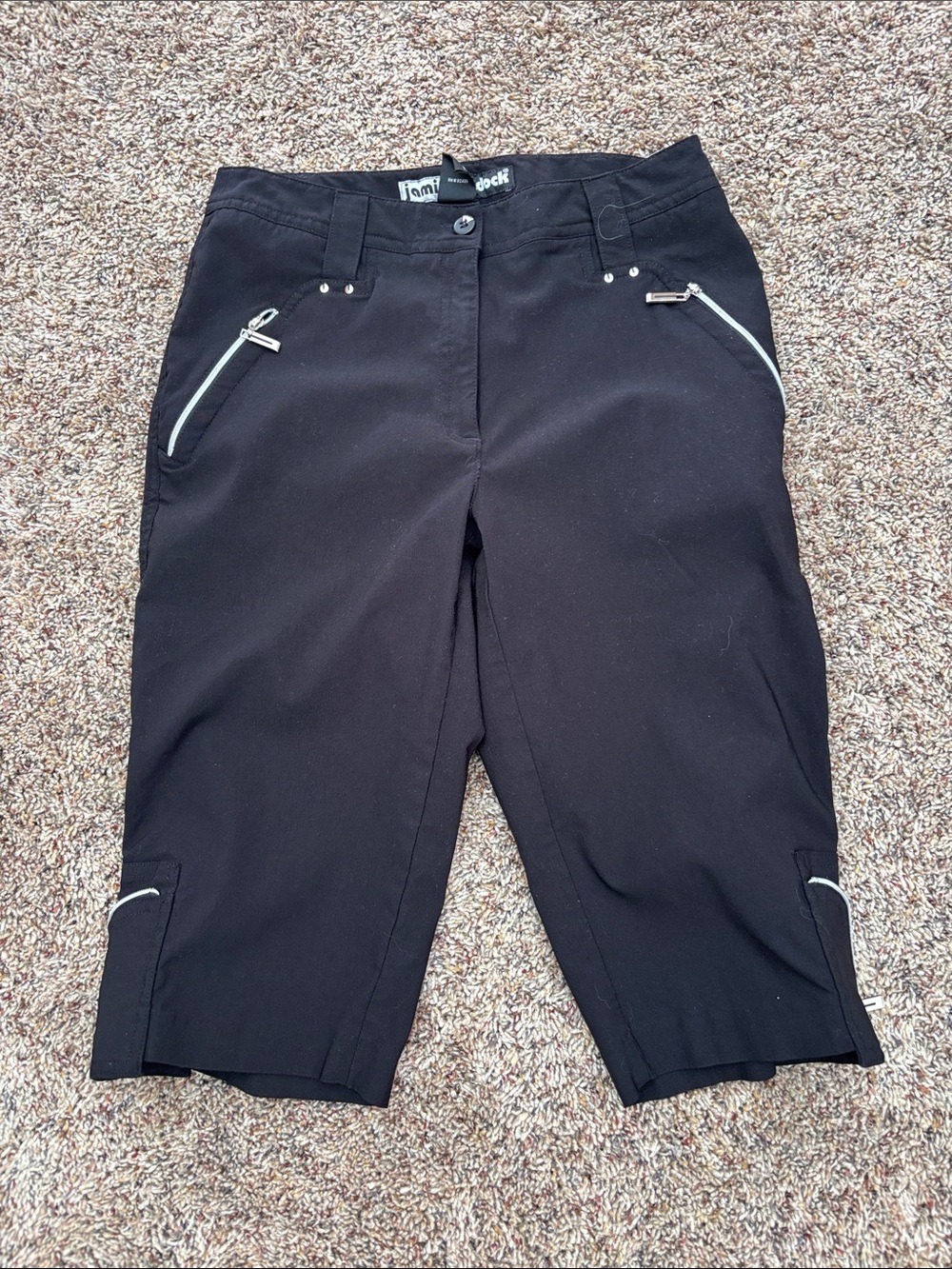 Jamie Sadock Skinnylicious Knee Capri Golf pants in black 2